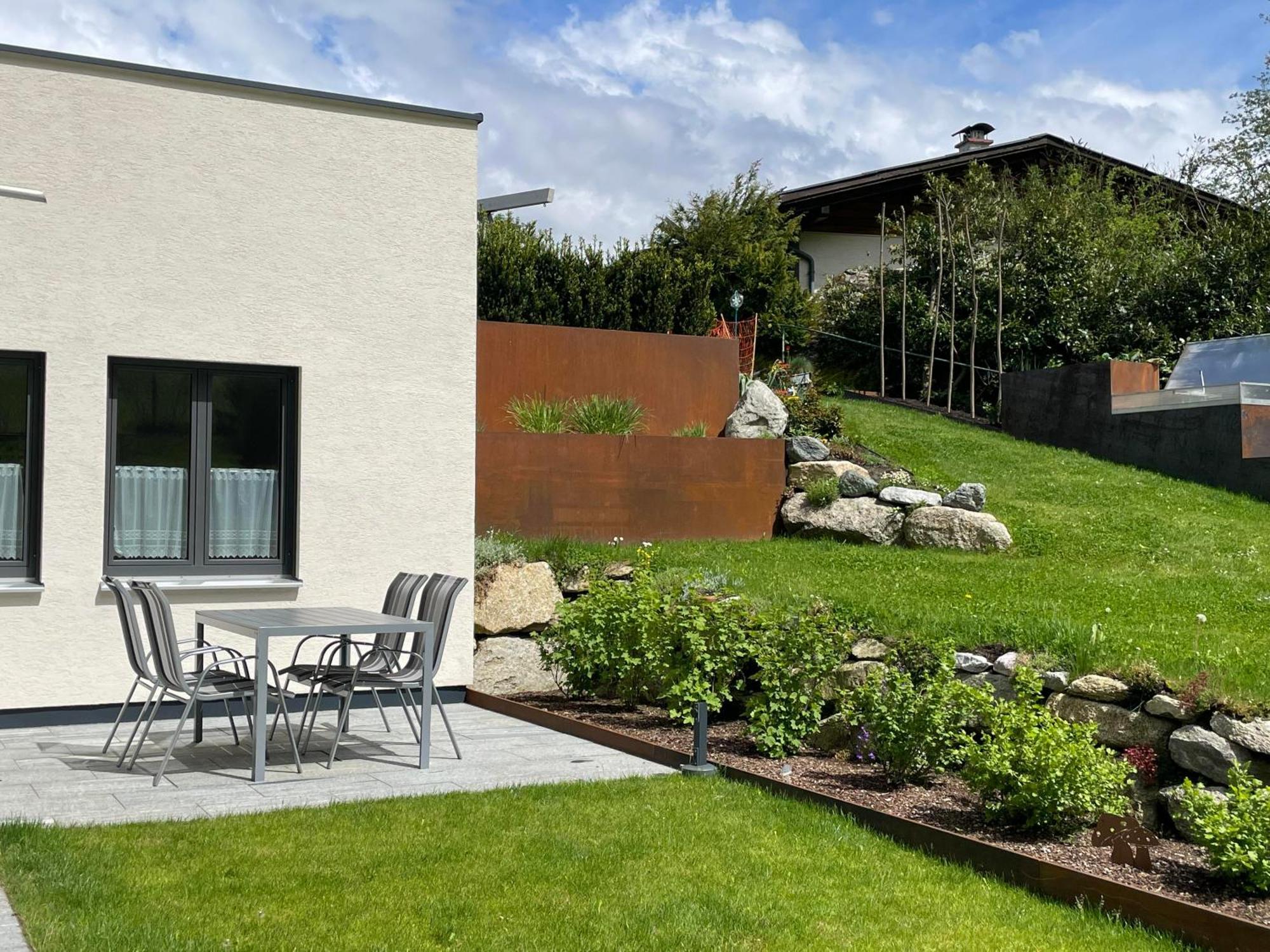 Mona Apartment Buerserberg